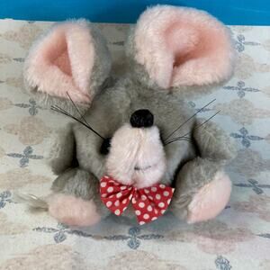 Vintage 70s Russ Berrie & Co. 6" Gilly Grey Mouse Plush w/Bowtie EUC